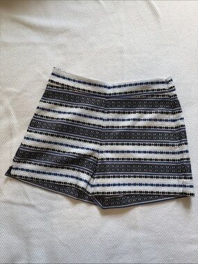 GAP High-Waist Striped Black and Blue Shorts